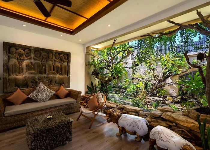 Lasanti Seminyak (Bali)