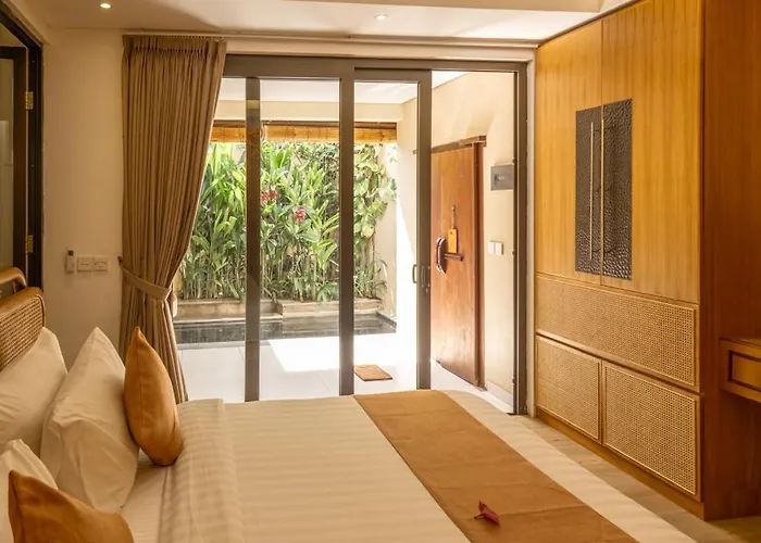 Lasanti Seminyak (Bali)